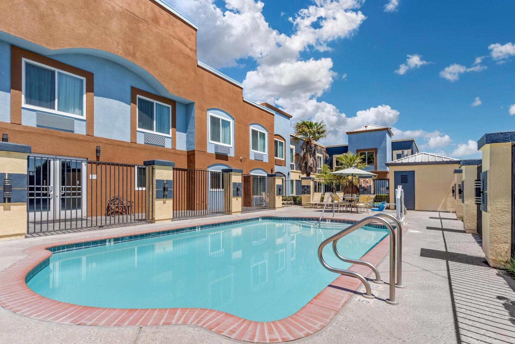 Country Inn & Suites By Radisson, Modesto-Salida Εξωτερικό φωτογραφία